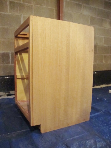 Kitchen cabinet